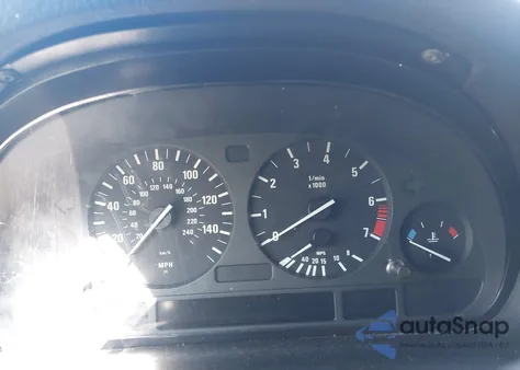 2005 BMW X5 4.4I z USA, uszkodzony, nr VIN 5UXFB53525LV12940